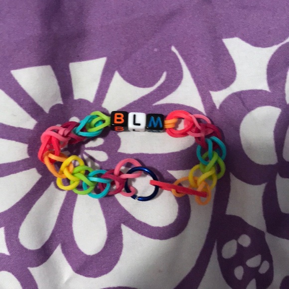 Twin Black Lives Matter Bracelets - Picture 2 of 3